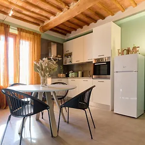 https://cozy-apartment-with-a-view-in-san-miniato.it-tuscanyhotel.com